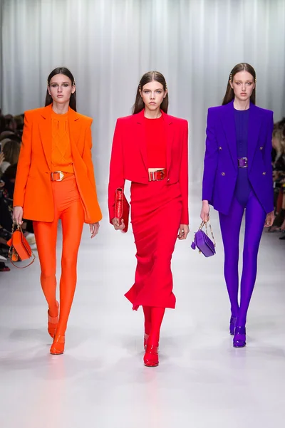 Look 54